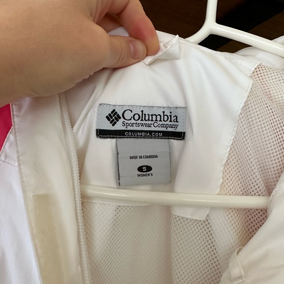 Columbia Women's Rain Jacket - Picture 2 of 3